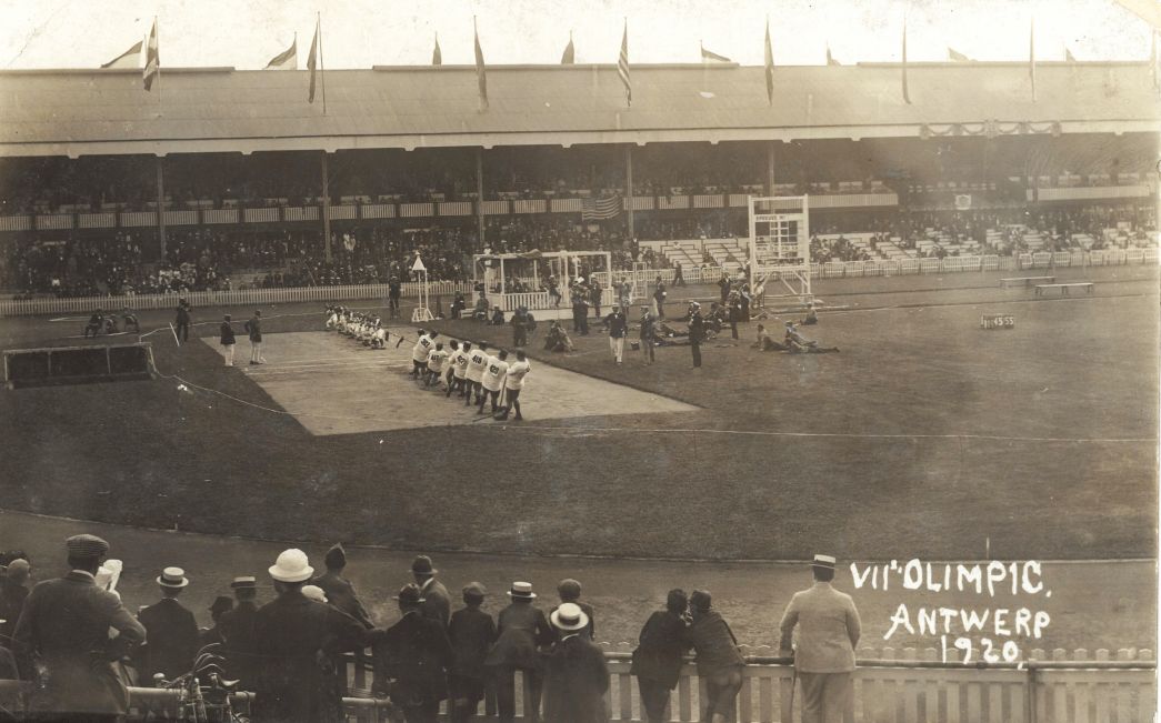 Olympic Tug of War Archive Sells for £6,000