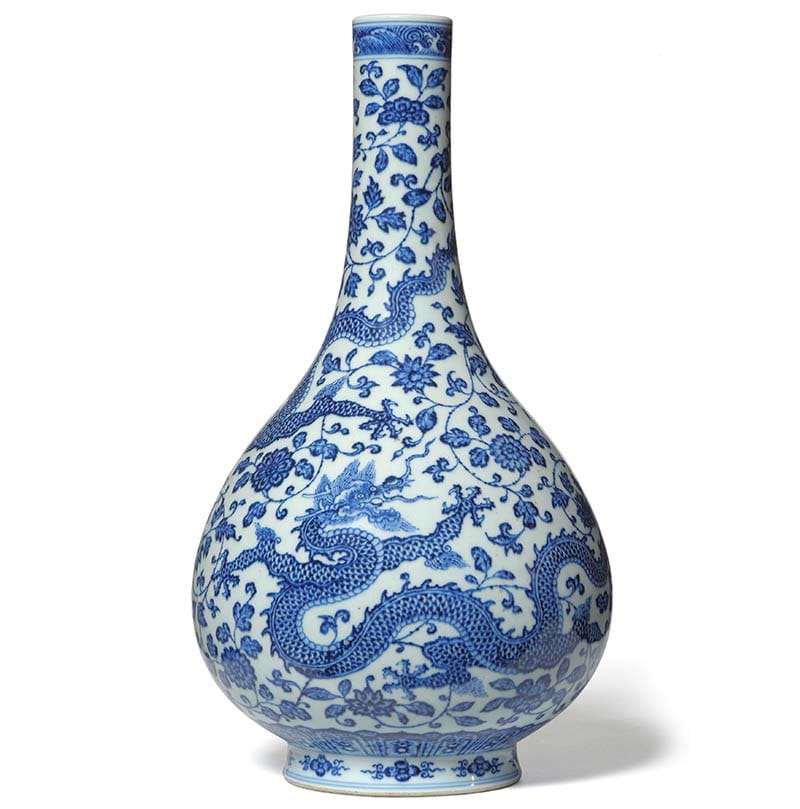 A Chinese Blue and White Porcelain Bottle Vase