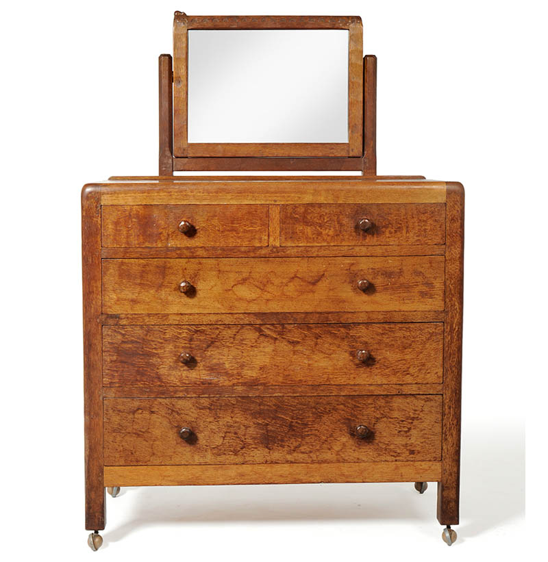 Mouseman Furniture and Yorkshire Critters Tennants Auctioneers