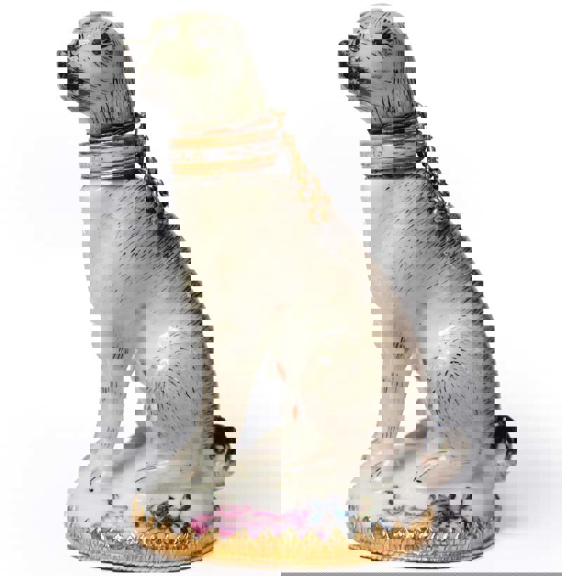 A St James's (Charles Gouyn) Porcelain Scent Bottle, circa 1755