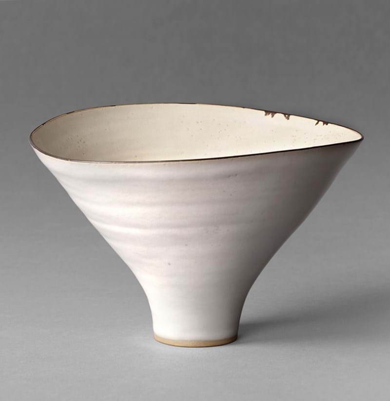 Dame Lucie Rie DBE (1902-1995): A Footed Bowl with Flaring Rim