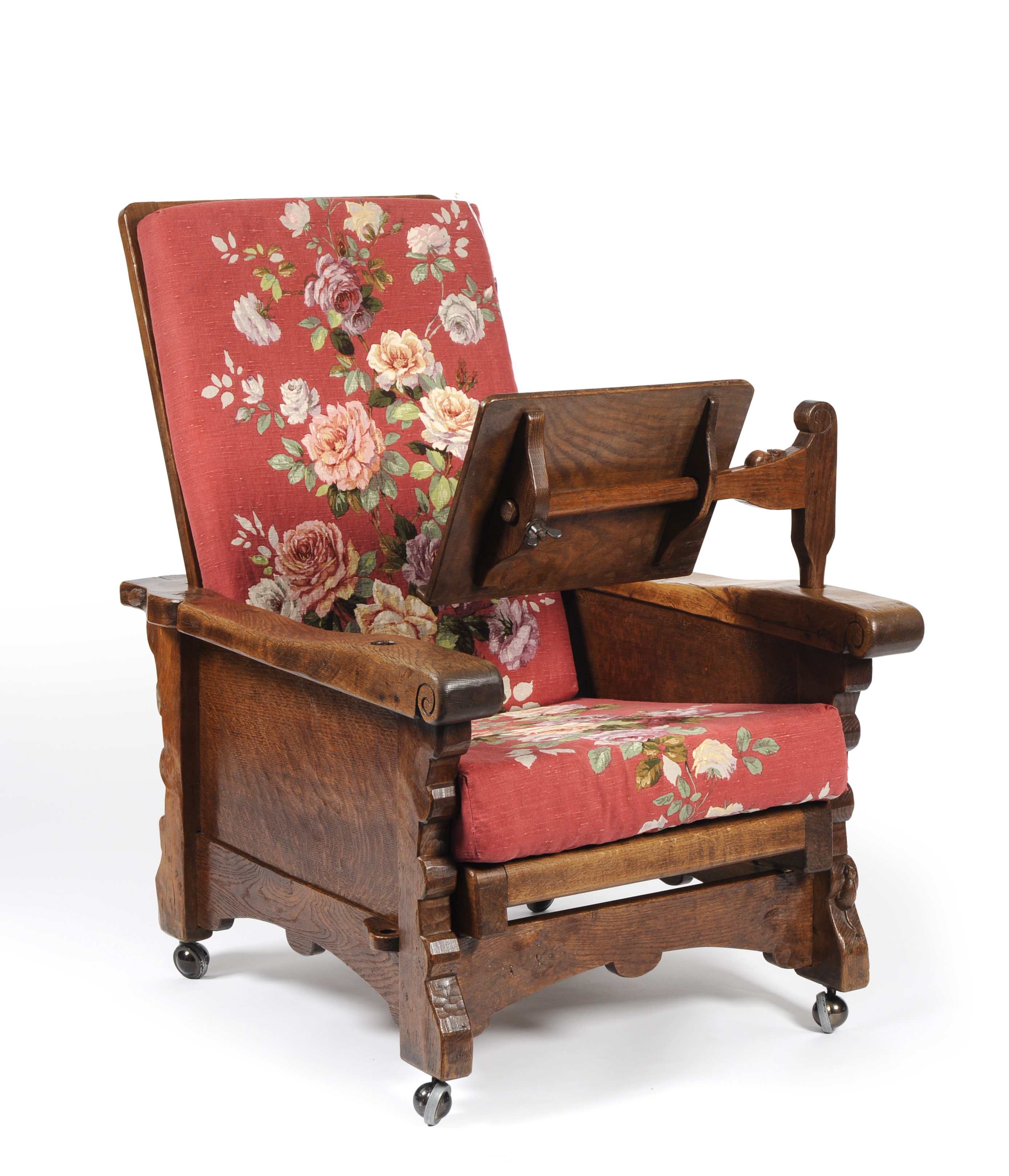 Mouseman Furniture and Yorkshire Critters Tennants Auctioneers