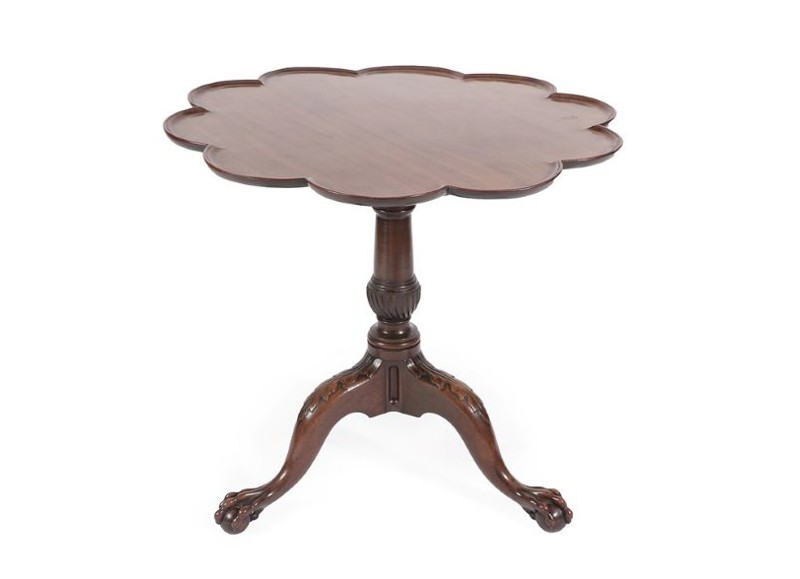 Traditional 'Brown' Furniture Sells Strongly in the Country House Sale