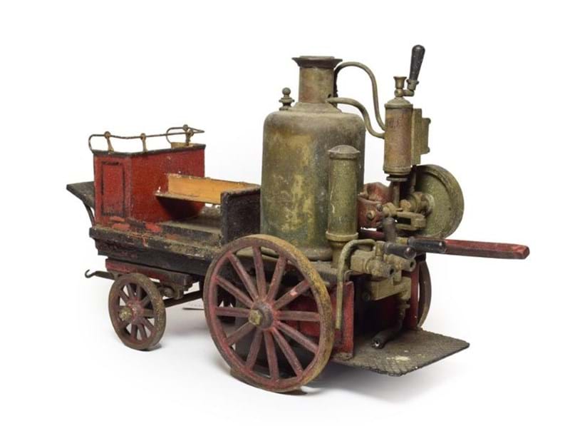 Vintage Toys & Models Find New Homes for Christmas