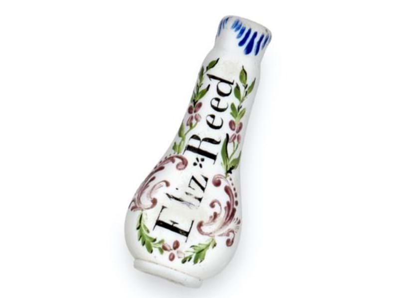 A Private Collection of Scent Bottles: Country House Sale