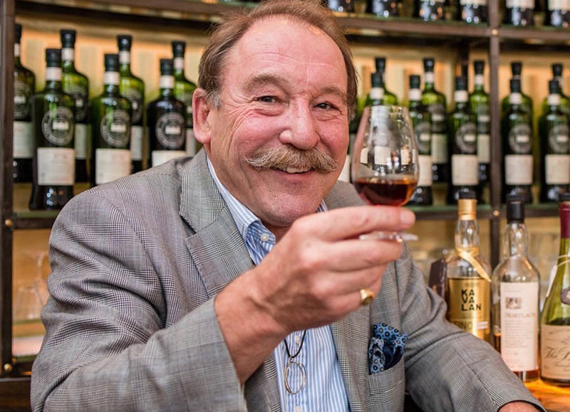 A Whisky Talk & Tasting by Charles MacLean
