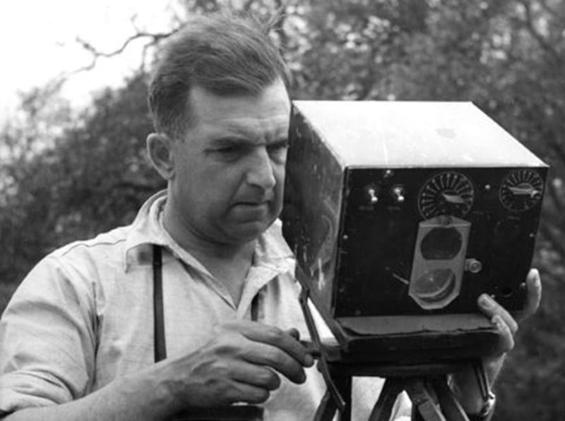The Library, Pictures and Camera Collection of Eric Hosking OBE Hon. FRPS FBIPP
