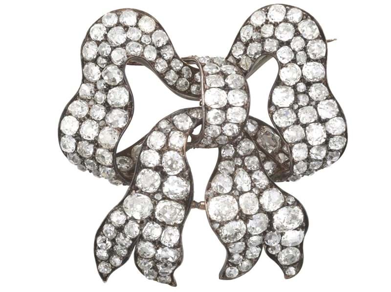 Identifying the Period of Jewellery