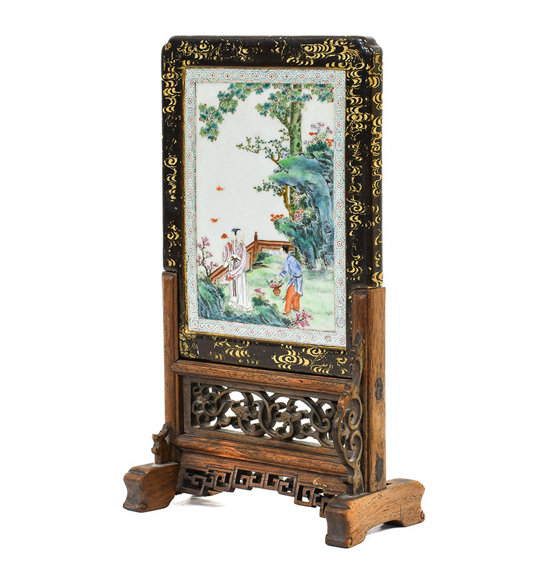 A Chinese Porcelain Table Screen, early 19th century