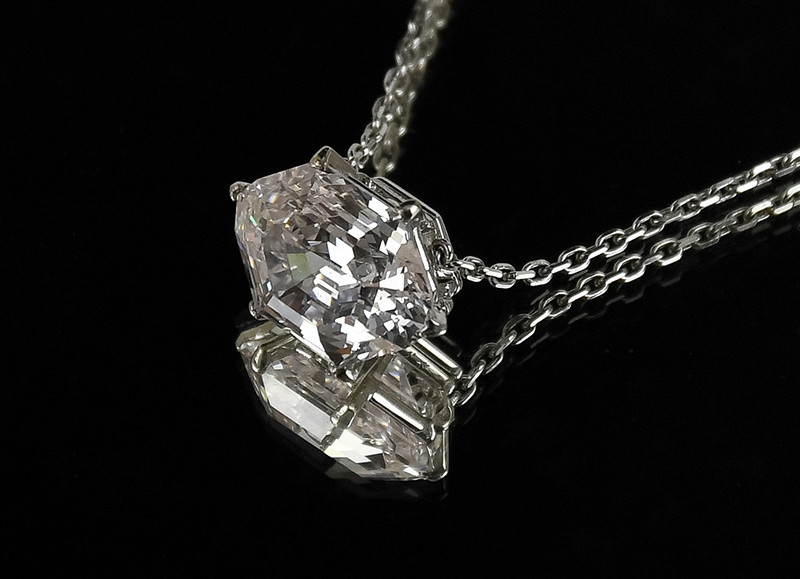 Talk: Dazzled by Diamonds