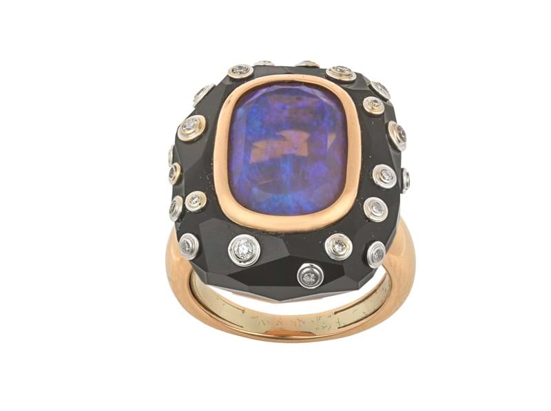 A Focus on Opals