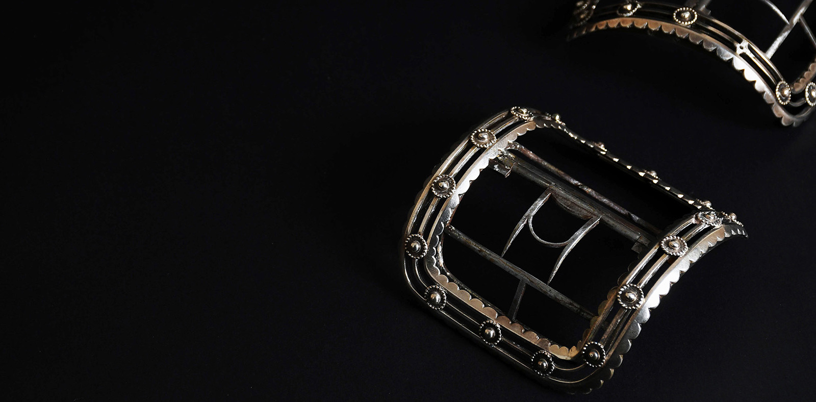 Antiques & Interiors, to include a section of Silver Banner Image