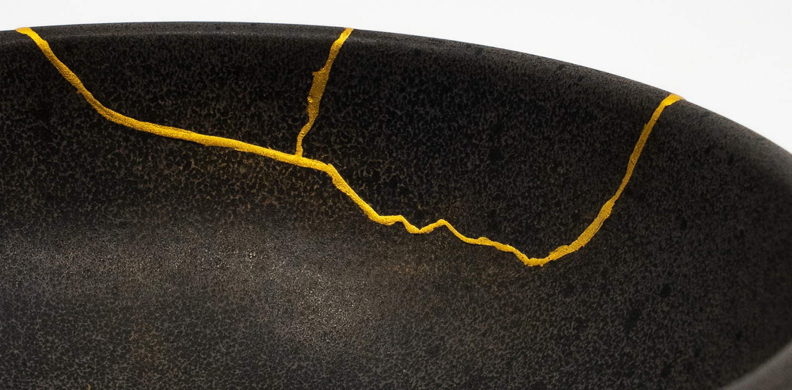 An Auction of Traditional Kintsugi in aid of Cancer Research UK Banner Image