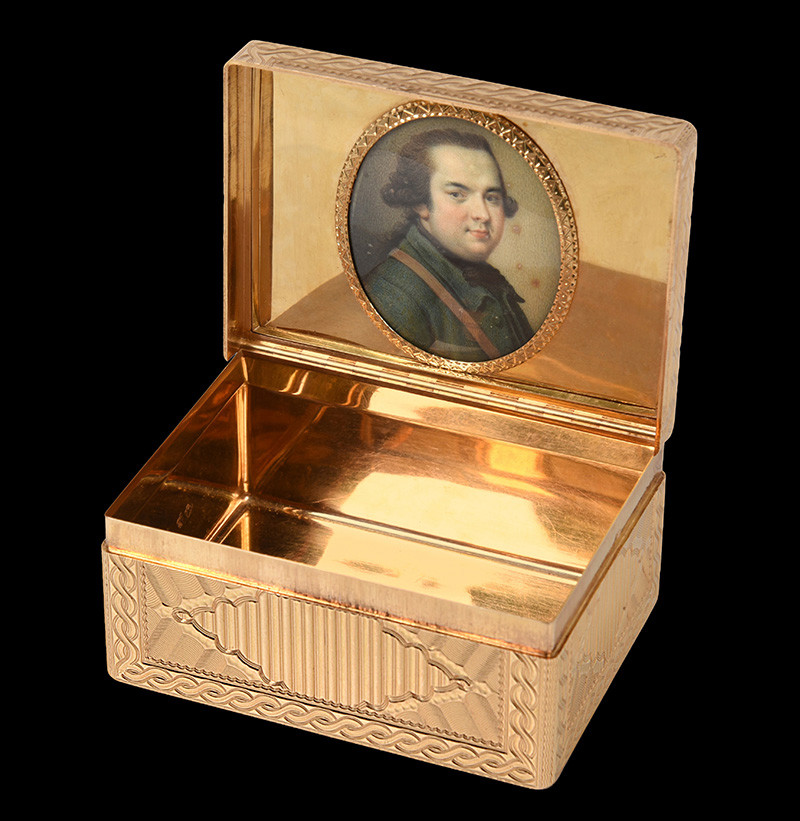 A Louis XV Portrait Miniature Set Gold Snuff-Box, The Snuff-Box by Pierre Siffait, Paris, 1763, With the Décharge of Jean-Jacques Prévost