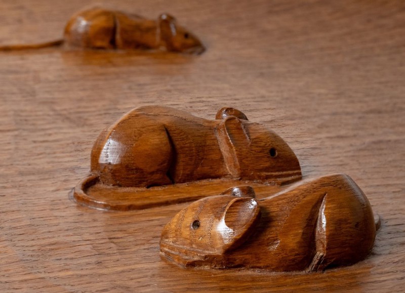 Mouseman Bowl Sells For £9,500